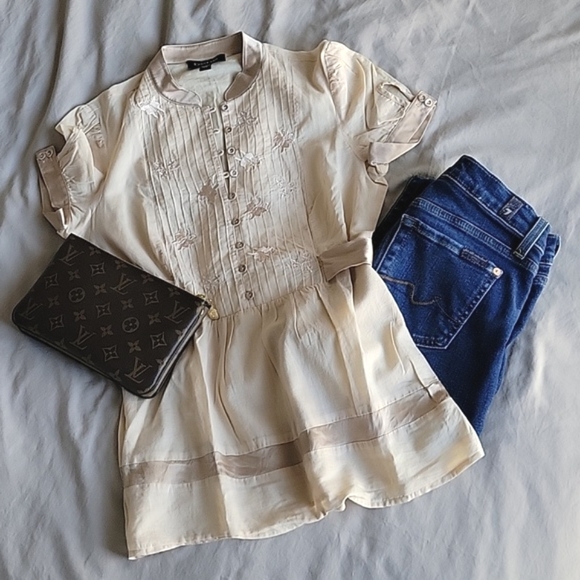 Bebe nude colored blouse - Picture 1 of 8